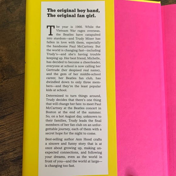 She Loves You Yeah, Yeah, Yeah Beatles Book - Picture 5 of 8